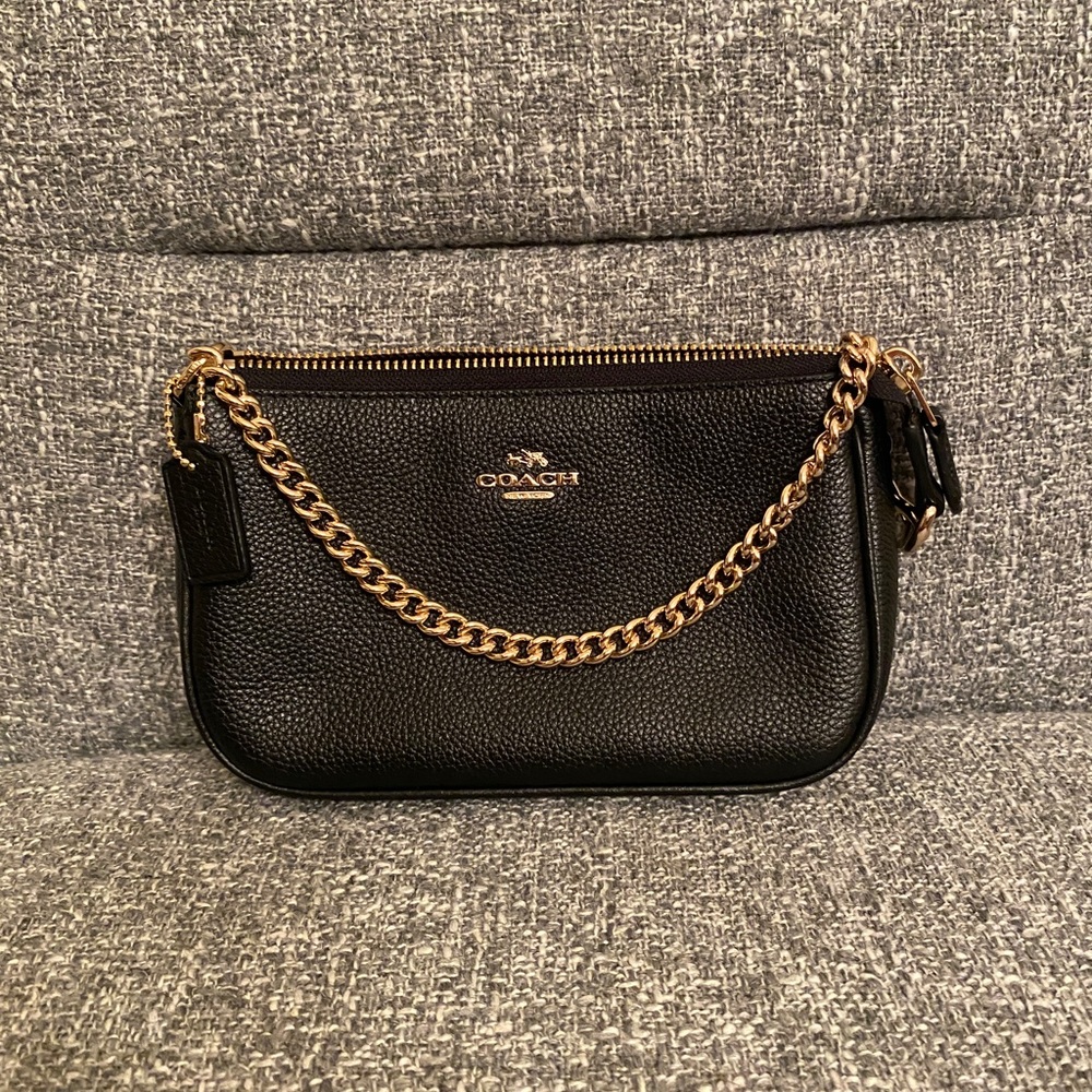 NWOT Coach black wristlet/clutch